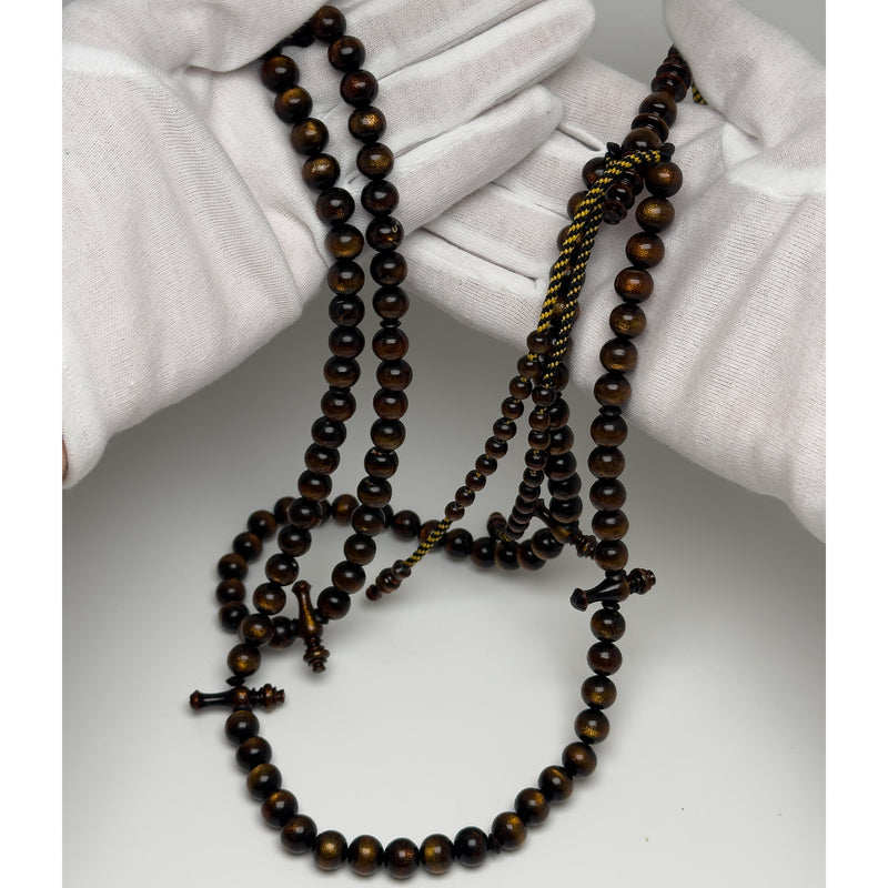 Tasbih Tijani en Yusr Khor 10 mm – Corail Doré, Ficelle Jaune et Noire | Kourous Artisanal