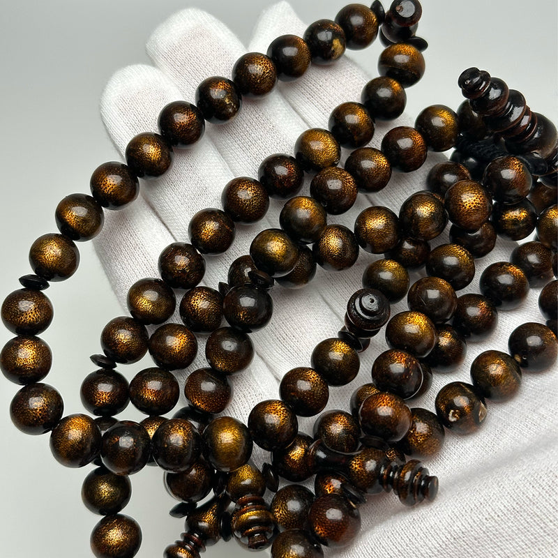 Tasbih Tijani en Yusr Khor 10 mm – Corail Doré, Ficelle Noire | Kourous Artisanal